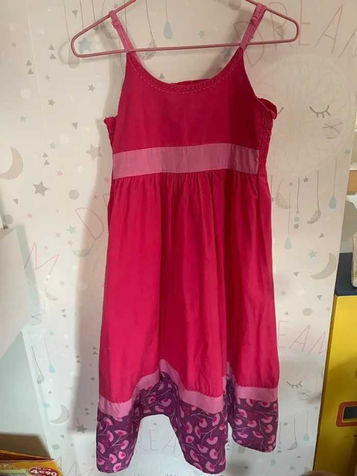 Robe rose