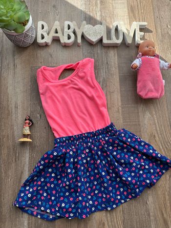 - Robe  (F)  - 24 mois - Bon état