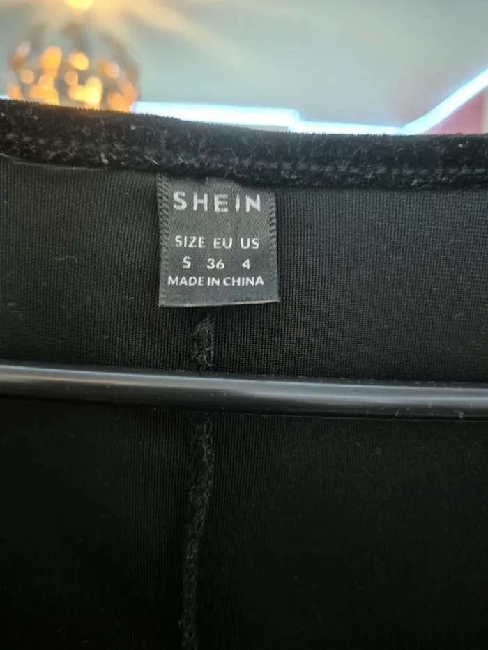 Robe noir Shein - photo numéro 3