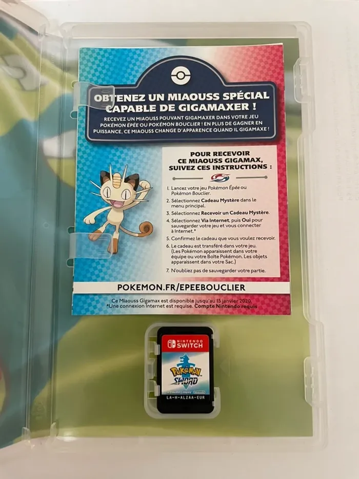 Jeu Pokémon Épée Nintendo Switch - photo numéro 2