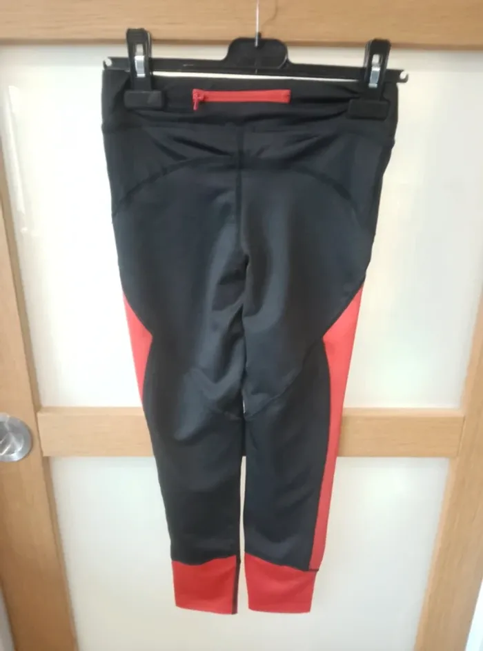 Pantalon legging neuf - Sport - Fille 10 ans - photo numéro 2