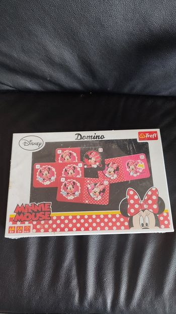 Puzzle Minnie tout neuf.
