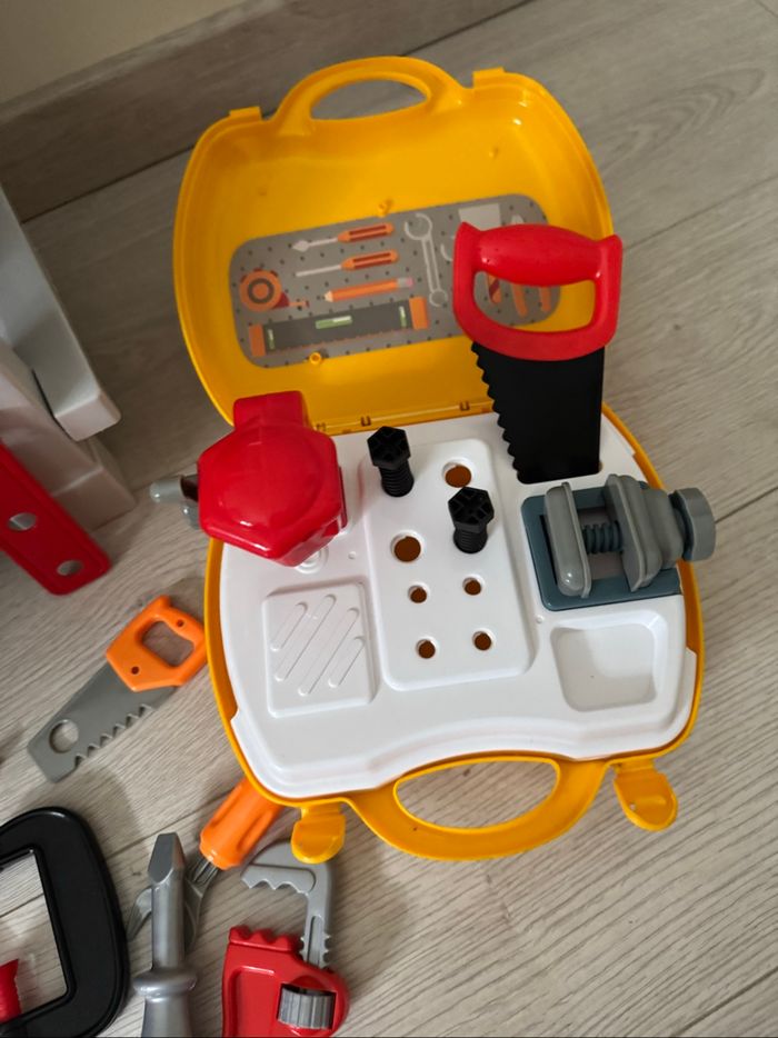🪛lot bricolage avec établi - enfants - très bon état - ecoiffier - photo numéro 5