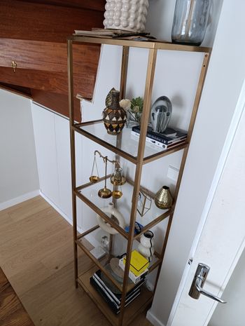Meuble a étagères