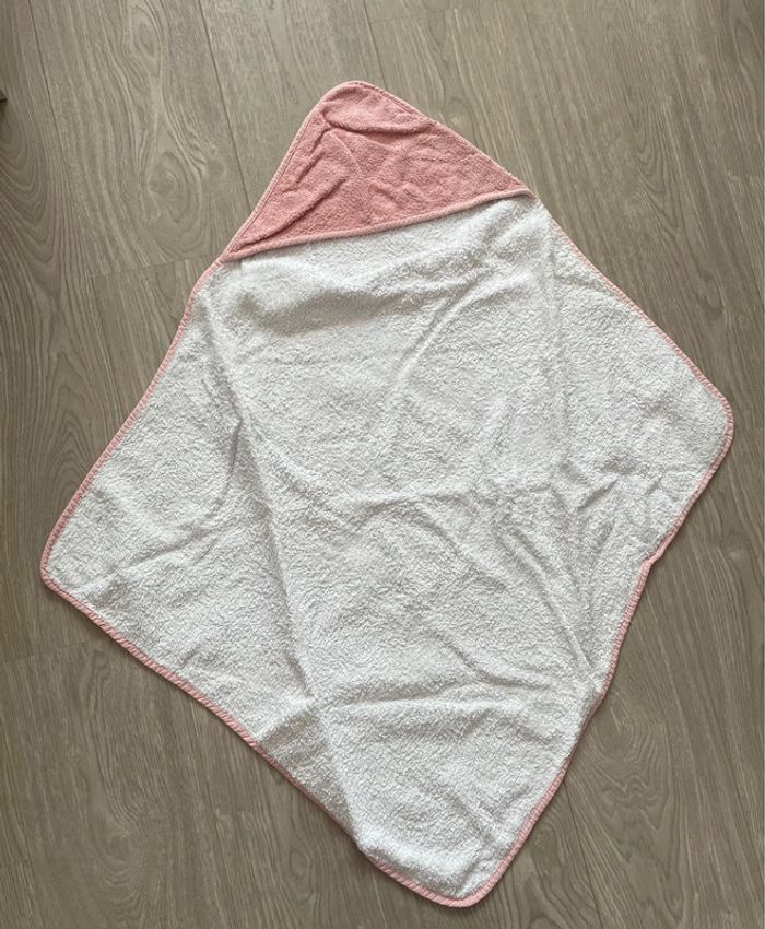 2 capes de bain - photo numéro 2