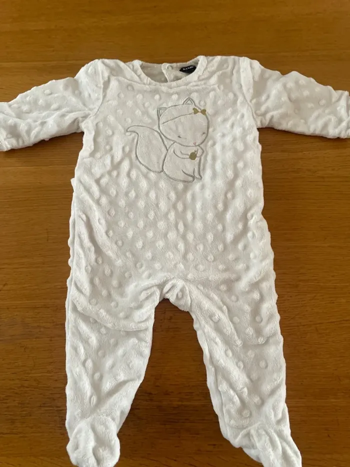 Pyjama très chaud tout doux 9 mois