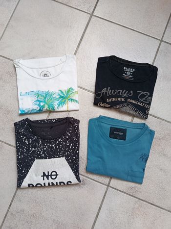 4 Tee shirts