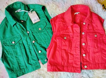Lot 2 vestes courtes jeans beezbee vert rouge orangé S