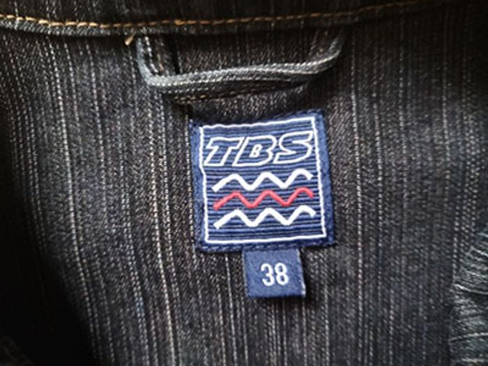 Veste Femme Jean Taille 38 TBS Voir mesures - photo numéro 3