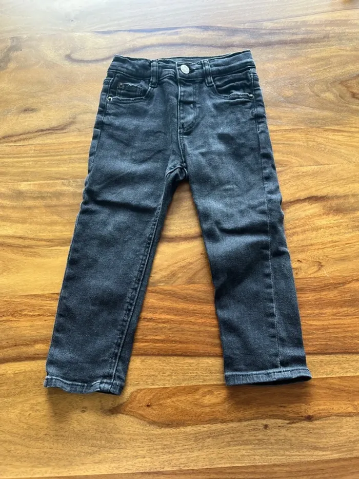 Jean noir Zara