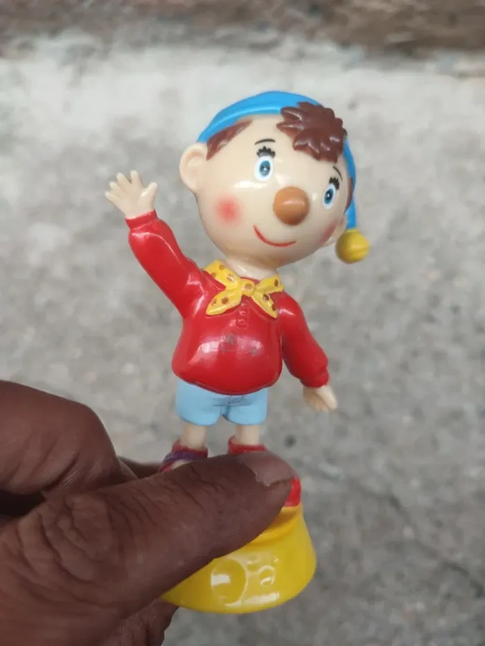 Figurine oui oui - photo numéro 2