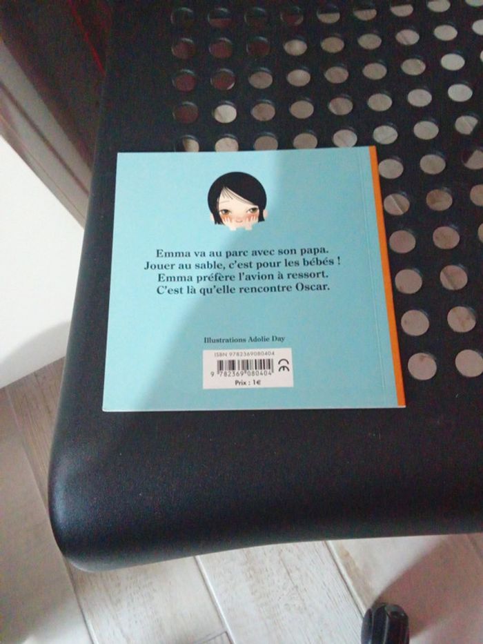 Livre, Emma a un amoureux - photo numéro 3