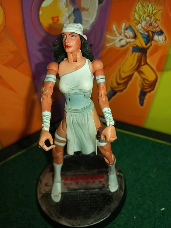 Figurine Elecktra Marvel Legend de 2003 - photo numéro 3