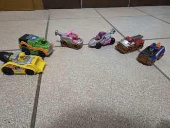 Lot de 6 véhicules pat patrouille