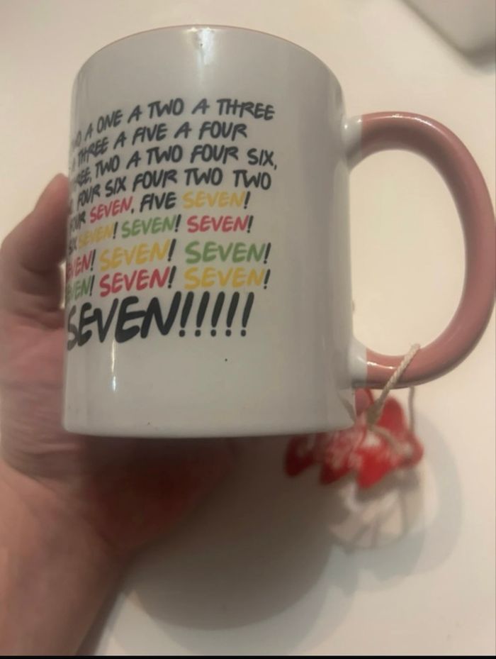 Mug Friends NEUF et le célèbre Seven de Monica - photo numéro 4