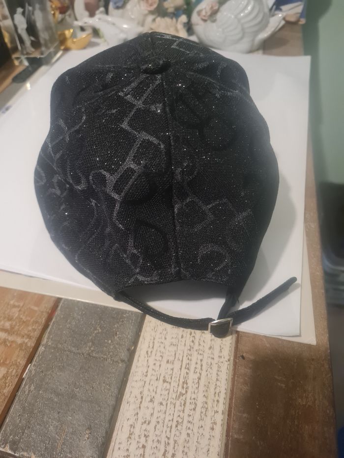 Casquette - photo numéro 2