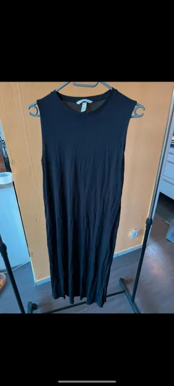 Robe moulante longue noir T 36 H et M