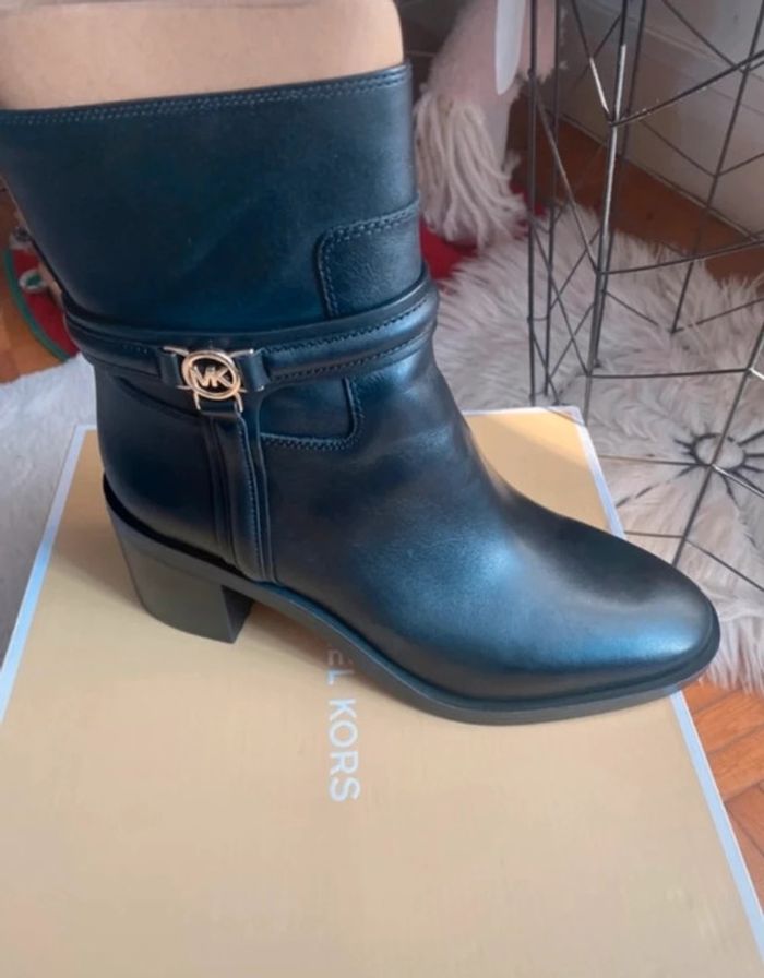Bottines Michael Kors 38 neuves - photo numéro 4