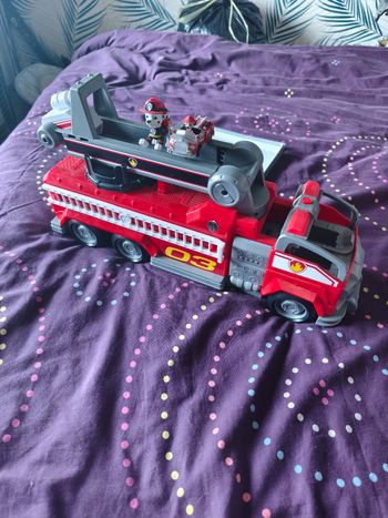 Gros camion de pompier Marcus pat patrouille 