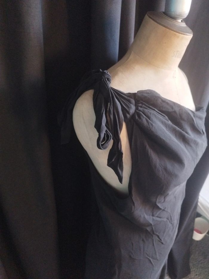 Magnifique robe de soirée en soie - photo numéro 3