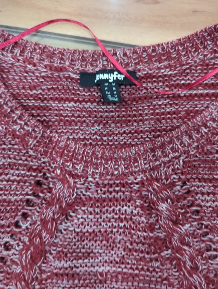 Pull Jennyfer taille M - photo numéro 2