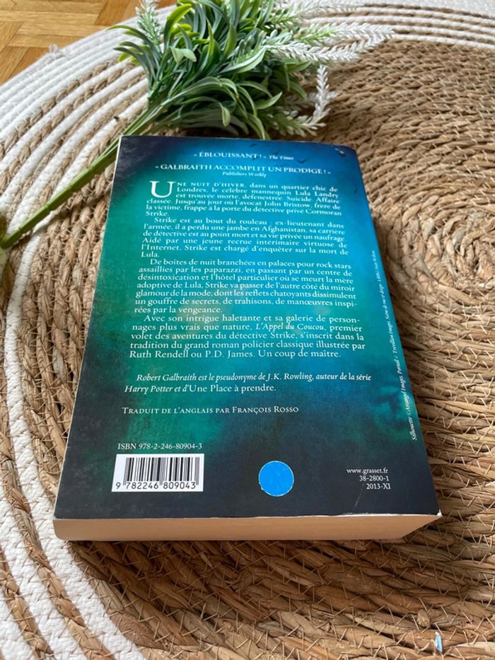 Livre - L’appel du coucou - photo numéro 3