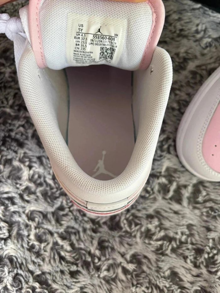 Jordan 1 Low Pink • Taille 37,5 • 🌸 - photo numéro 5