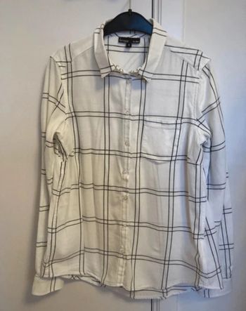 Très belle chemise noir et blanc || taille S || jbc