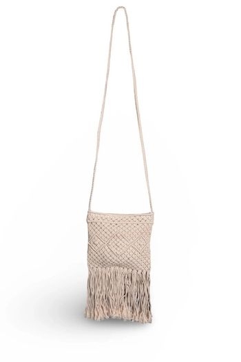 Sac bandoulière beige en macramé et franges • macramé crossbody bag with fringes