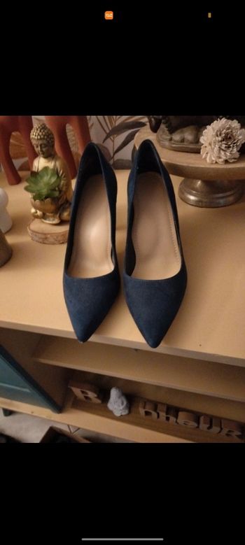 Escarpins bleus marinr