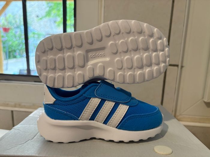 Basket Adidas RUN 70s AC t.22 - photo numéro 3