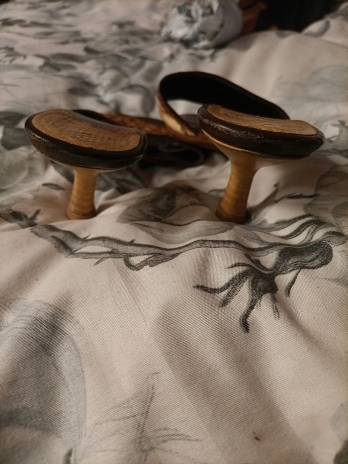 Chaussures Channel femme taille 38/5 en très très bon état - photo numéro 7