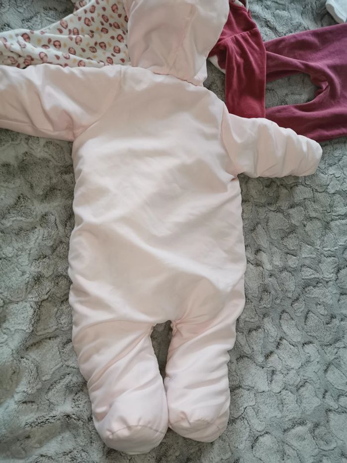Combinaison et bodys 9 mois lot de 4 vêtements bébé - photo numéro 6