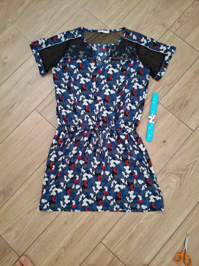 Robe Ange taille M très bon état - photo numéro 2