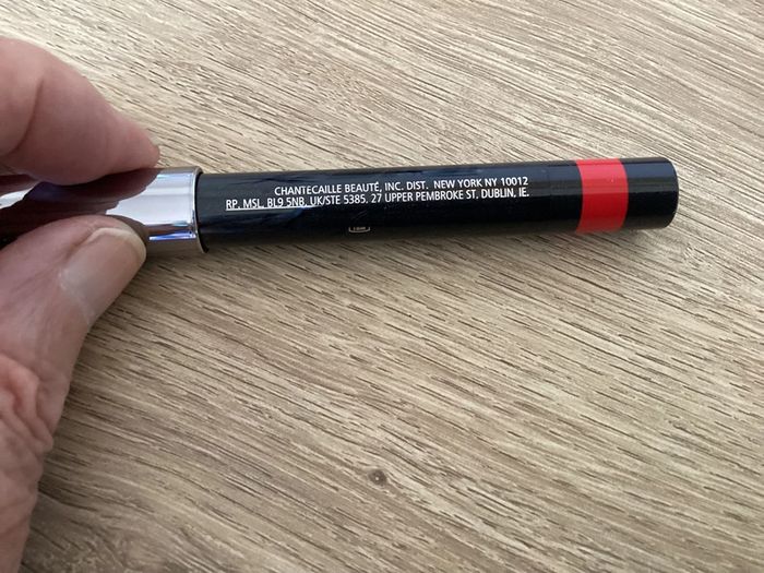 Crayon Rouge à lèvres «  le Matte stylo » Chantecaille - photo numéro 2
