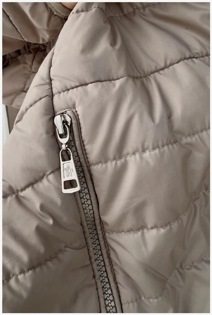 Veste matelassée beige Moncler taille M - bon état - photo numéro 4