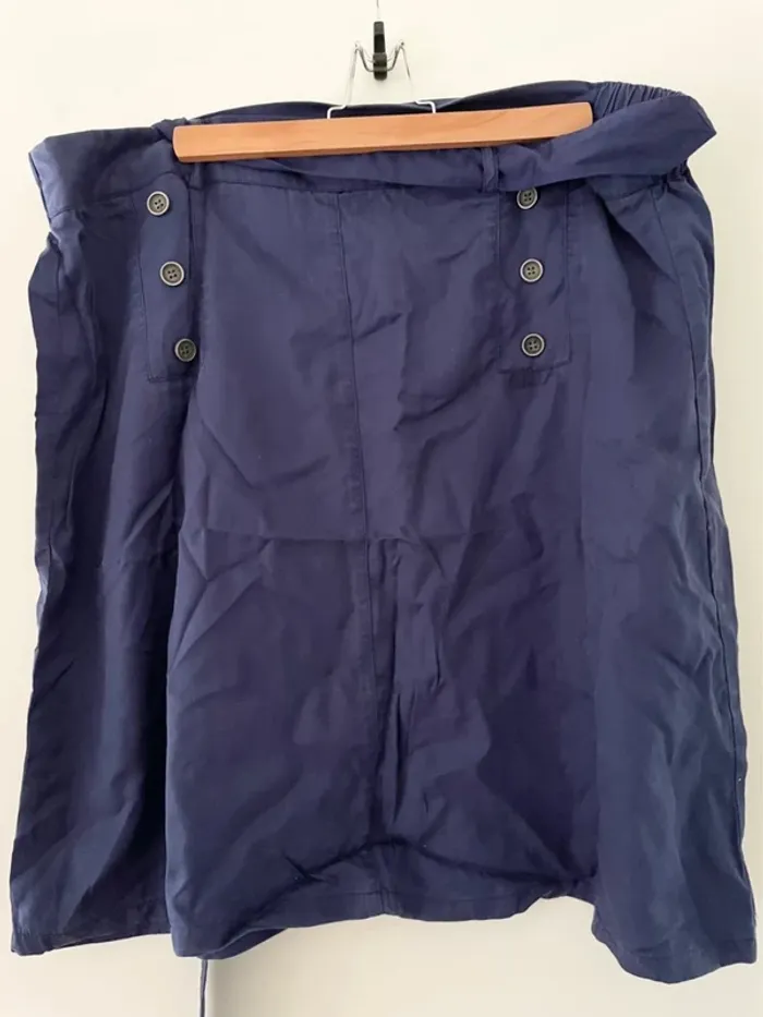 Jupe Damart bleu marine taille 52