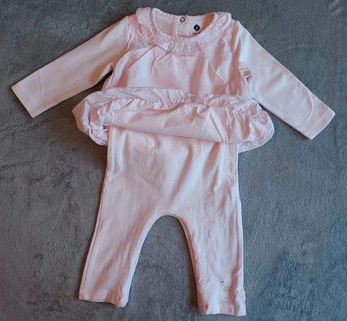 Ensemble bébé - photo numéro 2