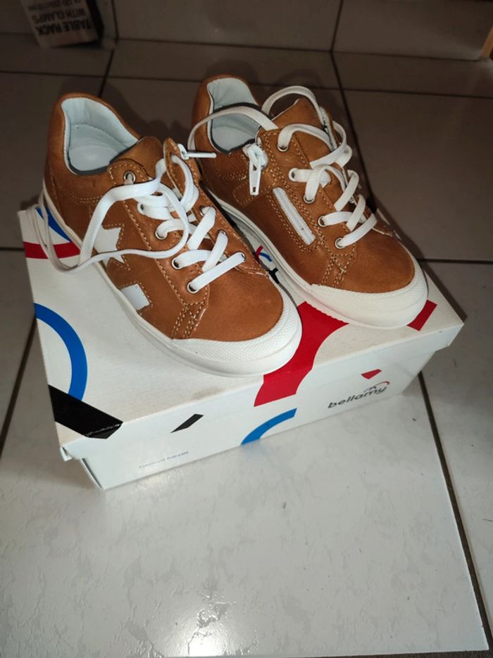 Chaussures garçon Bellamy neuve taille 29