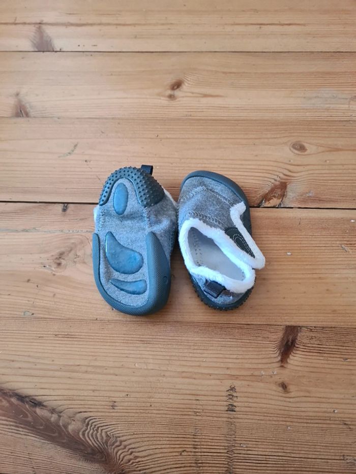 Chausson gris