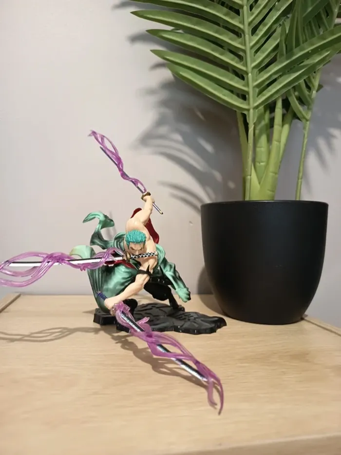 Figurine zoro en action neuf one piece - photo numéro 5