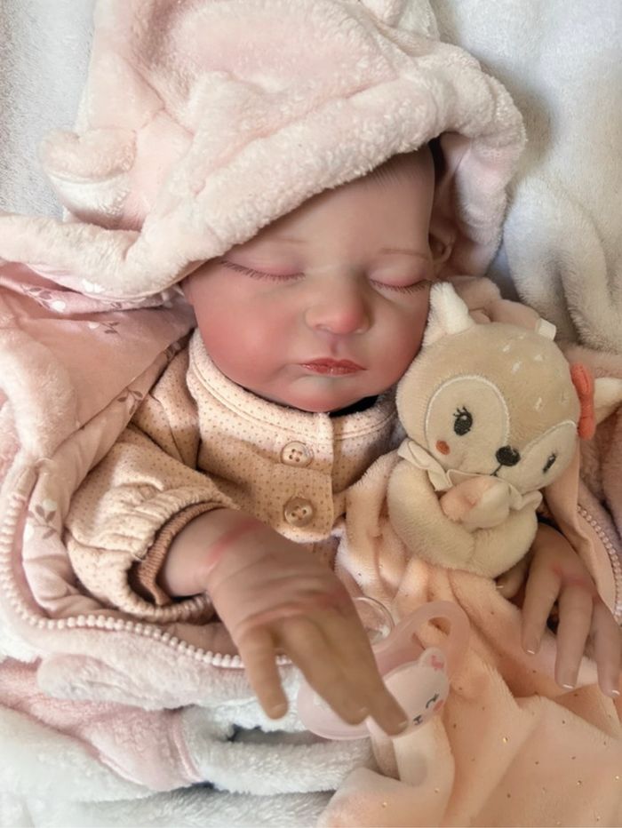 Bébé reborn - photo numéro 3