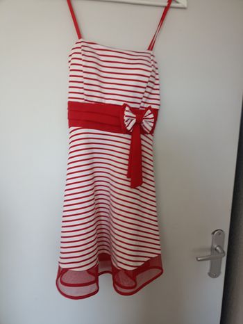Superbe robe marinière rouge 