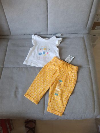 Ensemble Obaïbi taille 3 mois pantalon et tee-shirt neuf avec étiquettes