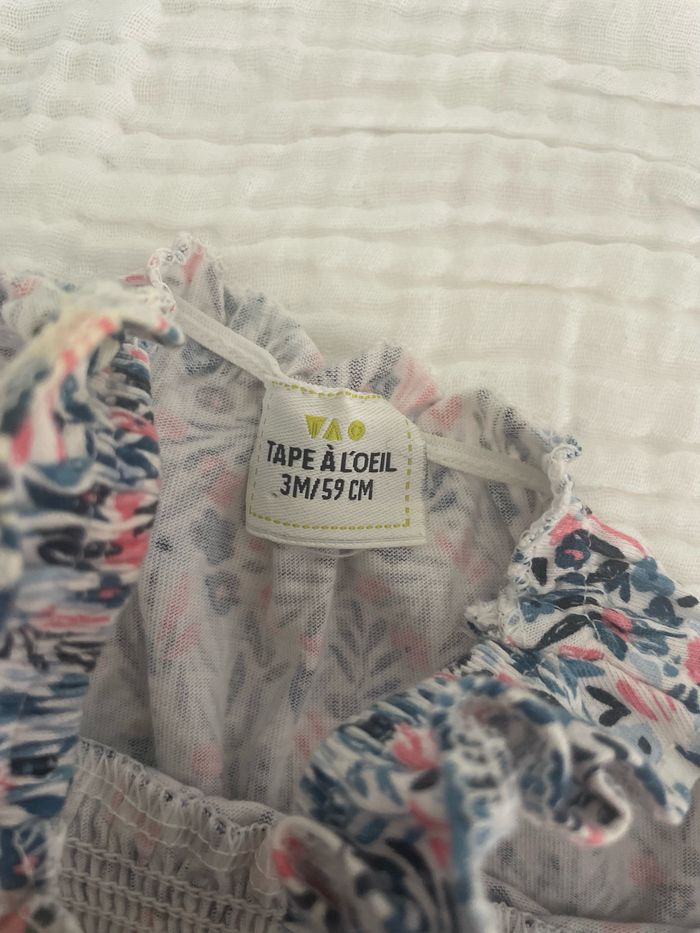 Lot débardeurs bébé 3 mois - photo numéro 2