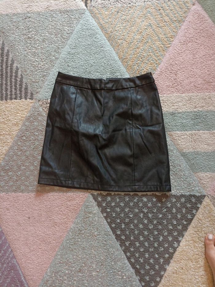 Jupe simili cuir jacqueline de tong taille 36