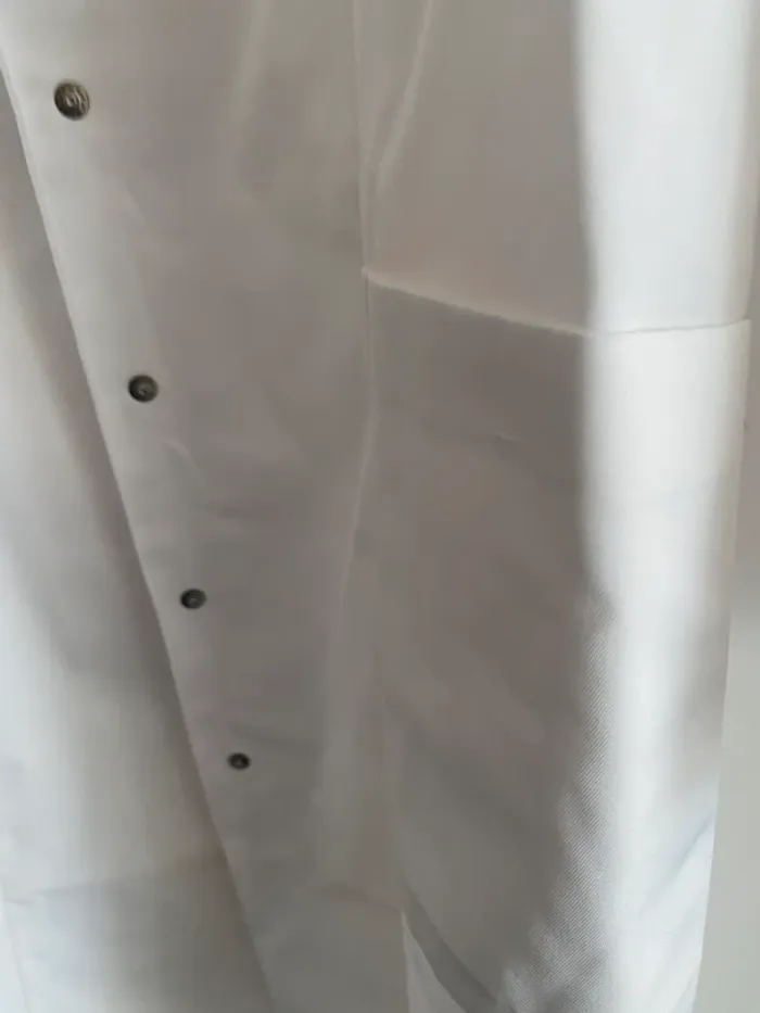Blouse chimie - photo numéro 3