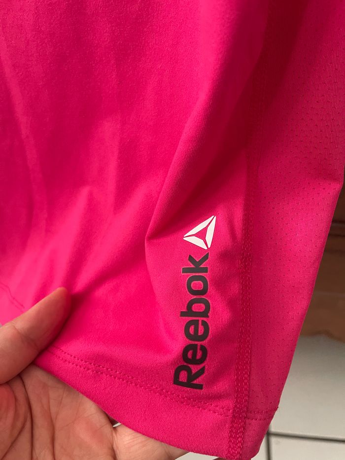 Haute t-shirt pour du sport - photo numéro 2