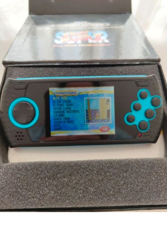 Console portable sega Megadrive street figther II - photo numéro 4