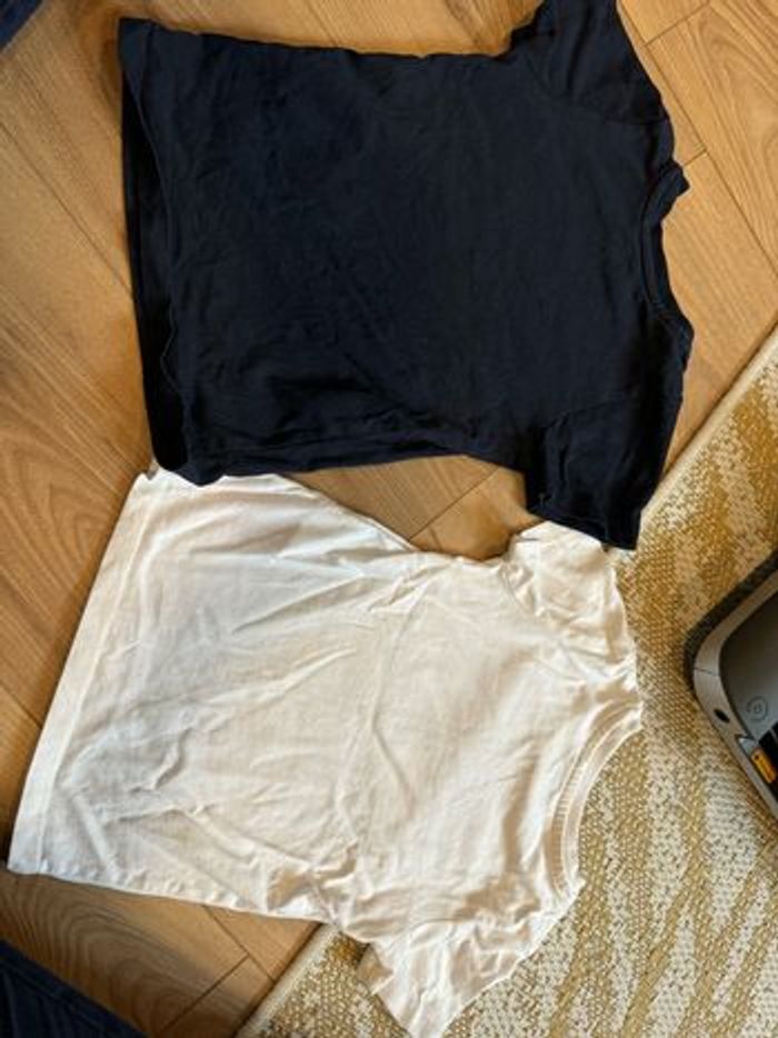 Lots deux t-shirts - photo numéro 2